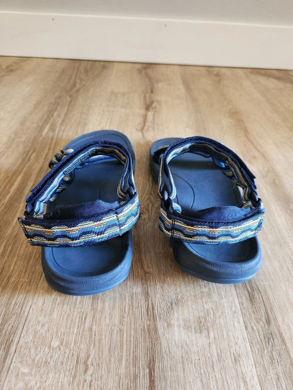 Teva Big Kids / Youth Kishi Dark Navy Blue Hurricane XLT 2 Sandals Youth Size 7